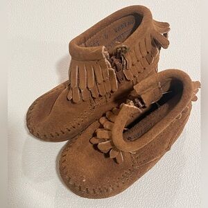 Minnetonka Tan Kids Moccasin Shoes